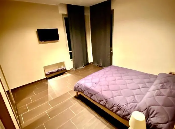 Hh Hermoso Housing Via Paietta *